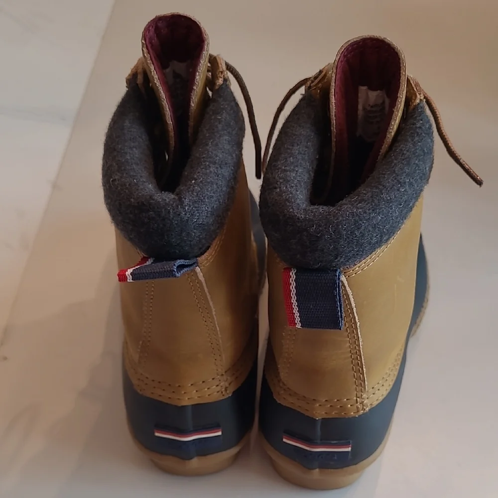 Tommy Hilfiger Waterproof Slip On Leather Traction Insulation Rain Snow Boot
